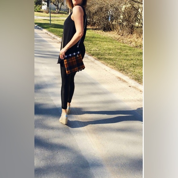 Monteau Black Mini-Dress - Picture 5 of 5